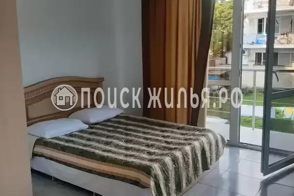 «Алика», Лоо