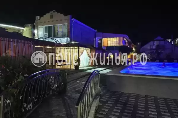 Частный сектор «Усадьба Солнечный мир», Анапа