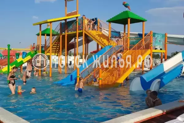 Частный сектор «Этаж под ключ на Азовской», Голубицкая Частный сектор «Этаж под ключ на Азовской», Голубицкая