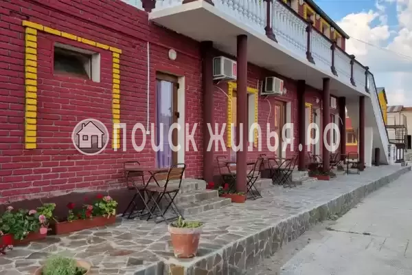 «Июнь», Краснодарский край, Голубицкая, пер. Нагорный, д.18 «Июнь», Краснодарский край, Голубицкая, пер. Нагорный, д.18