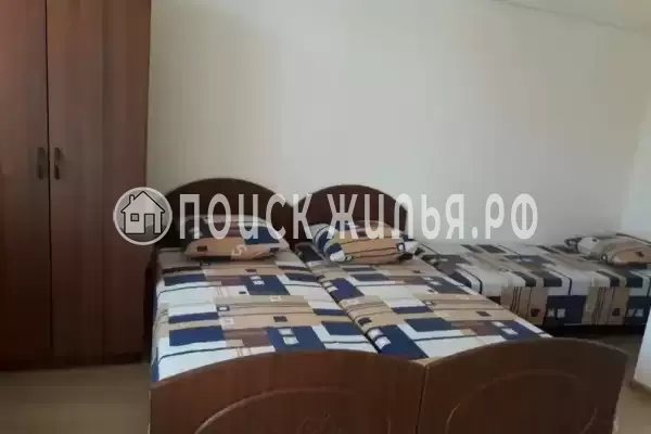 «Межгорье», Лоо