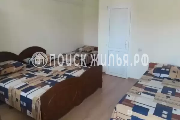 «Межгорье», Лоо