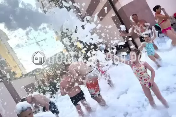 Отель «Тефия», Джемете