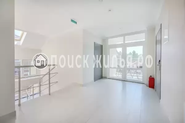 «Авис», Криница