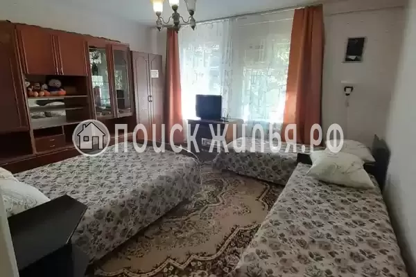 Частный сектор «Изюминка», Лоо