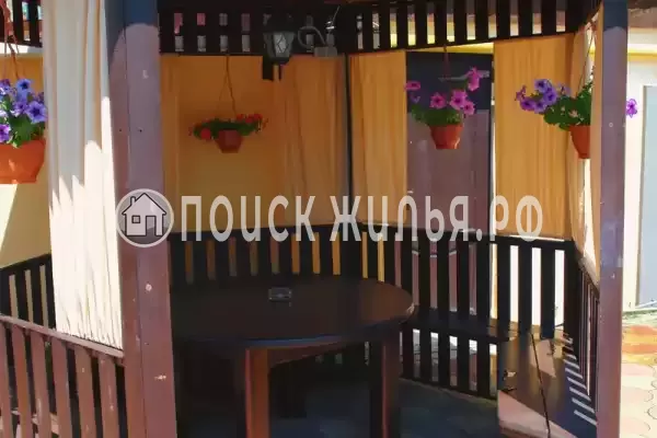 «На Единства», Лазаревское