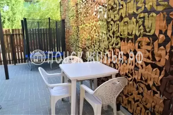 «Латте», Голубицкая