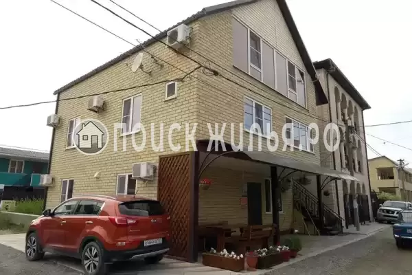 «Бриз-2», Краснодарский край, Голубицкая, Озерная, д.19