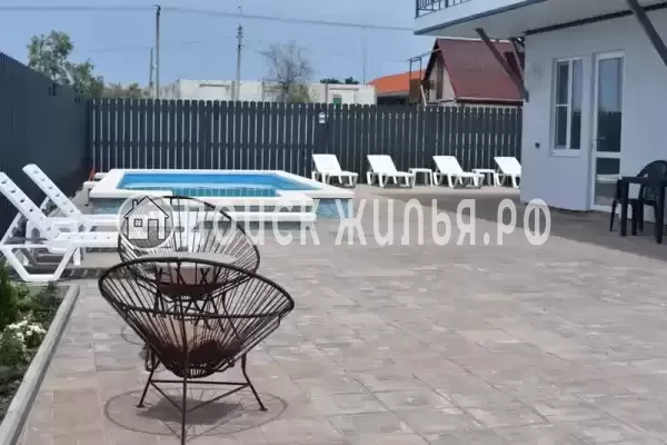 «Киви», Голубицкая