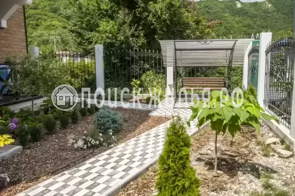 «Английский сад», Лермонтово