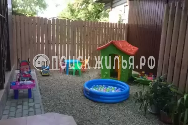 Гостиница «Боярский дом на Солнечной», Голубицкая Гостиница «Боярский дом на Солнечной», Голубицкая