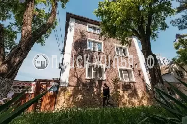 «ЭдиРоз на Крепостной», Анапа