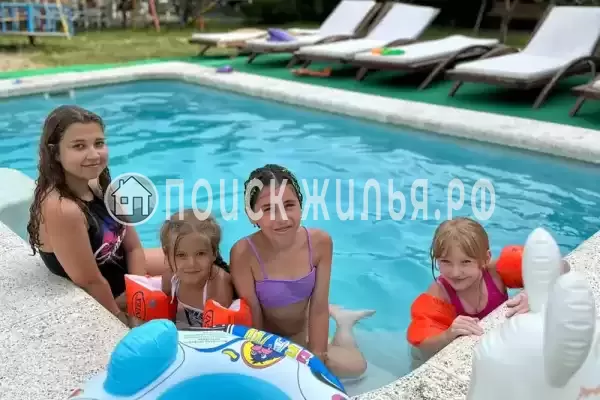 «ЛооБич Горный Воздух», Лоо «ЛооБич Горный Воздух», Лоо