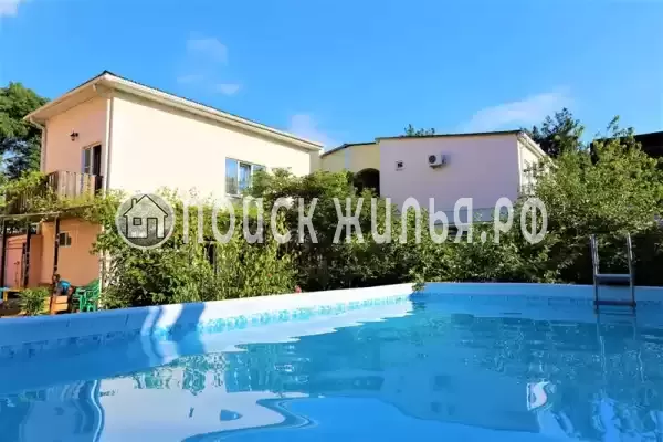 «На Островского»