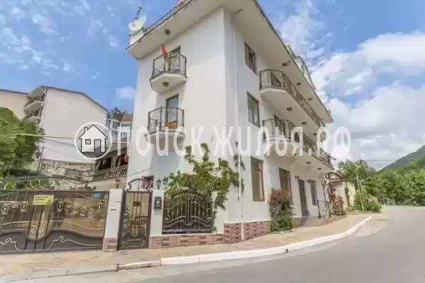 «Усадьба Арлен», Лазаревское