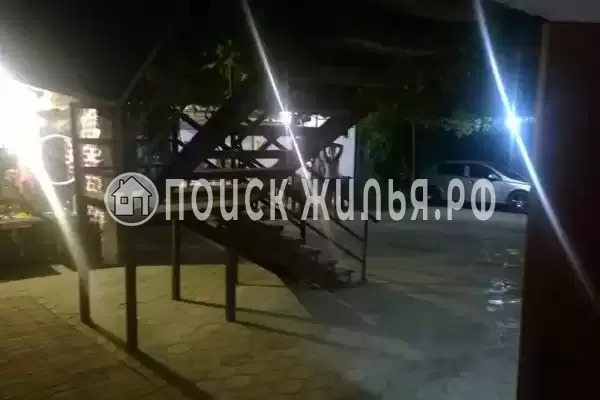 «На Садовой», Пляхо