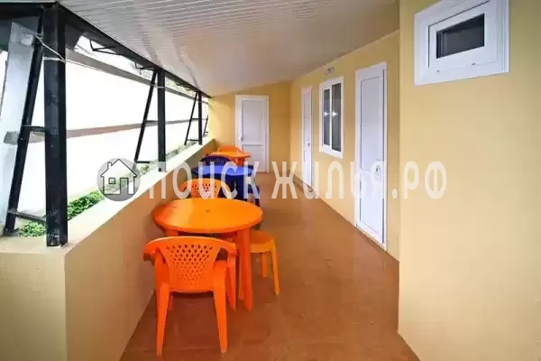 «Анна», Лоо «Анна», Лоо