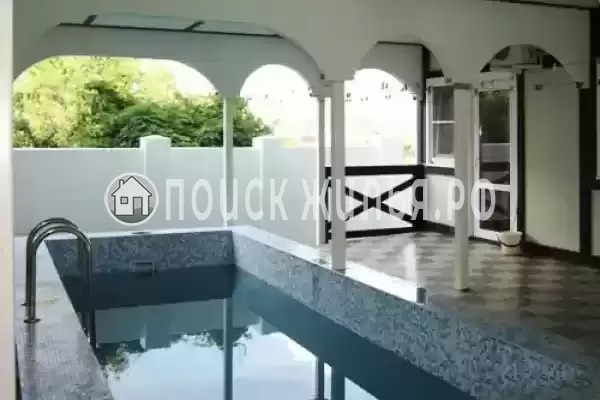 Частный сектор «Зеленый дом с бассейном», Архипо-Осиповка