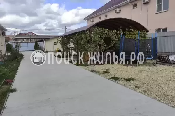 Высотная, д.5, Голубицкая