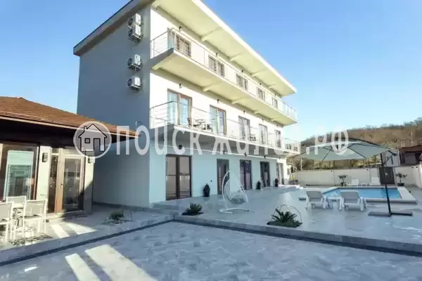 «SunMania», Лоо