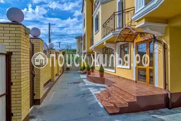 «Ласковый берег», Сукко