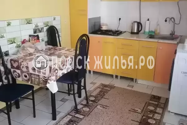 Частный сектор «Частный дом на Калинина», Ейск