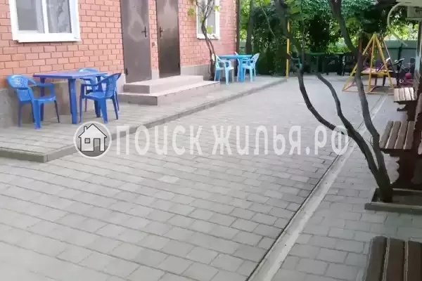 «На Приморском», Голубицкая