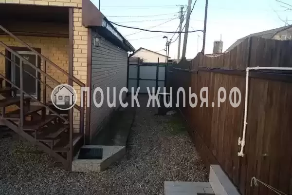 Частный сектор «Часть дома на Школьной» Частный сектор «Часть дома на Школьной»