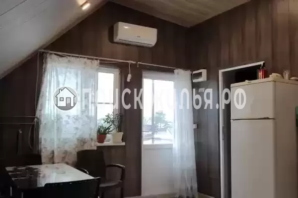 Частный сектор «Часть дома на Школьной» Частный сектор «Часть дома на Школьной»