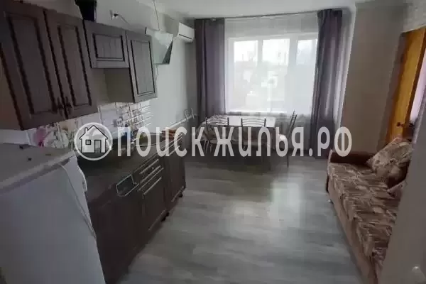 «На Лобача 7»