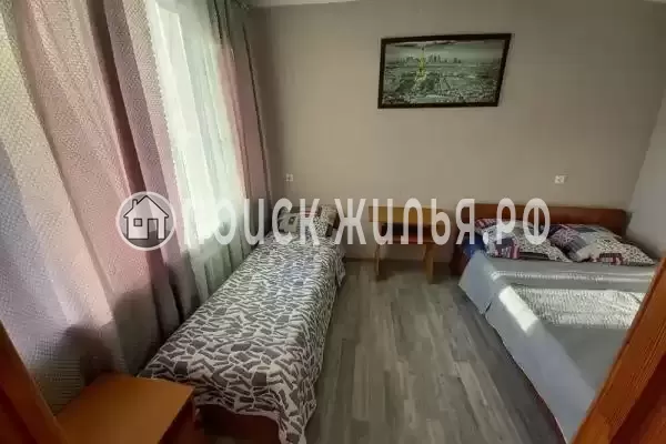 «На Лобача 7»