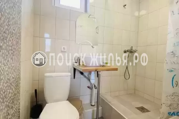 «На Лобача 7»