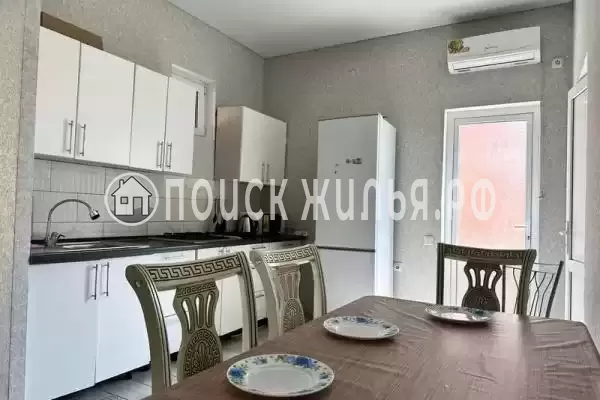 «На Лобача 7»