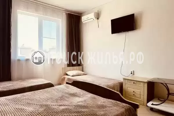 «На Лобача 7»