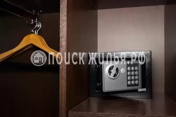 Отель «Лазурное окно»