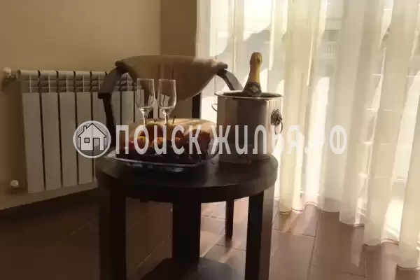 Отель «Лазурное окно»