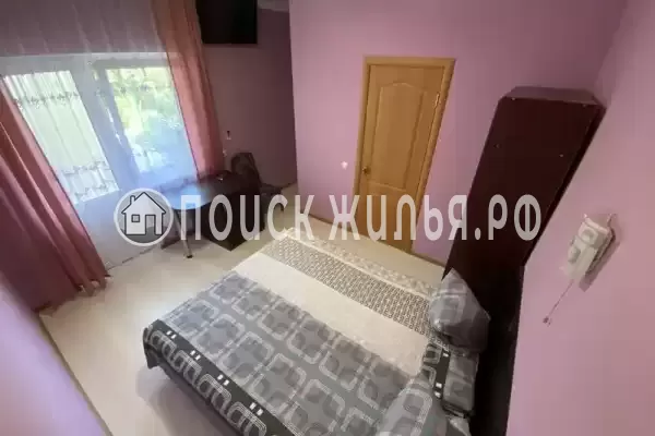 «На Вишневой» «На Вишневой»