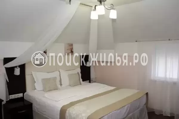 «De Paris» «De Paris»