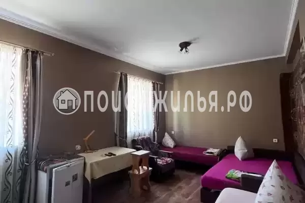 Частный сектор «Дом на Кати Соловьяновой» Частный сектор «Дом на Кати Соловьяновой»