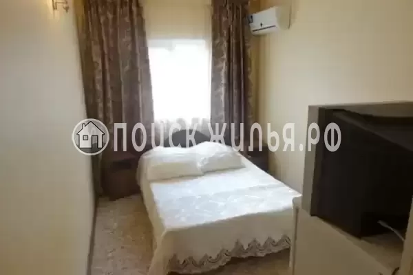 «На Островского»