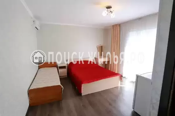 «На Островского»