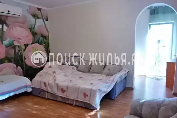 «На Островского»