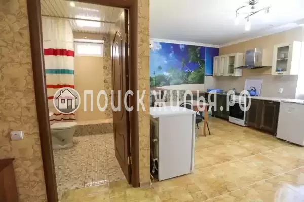 «На Островского»