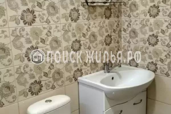 «На Островского»