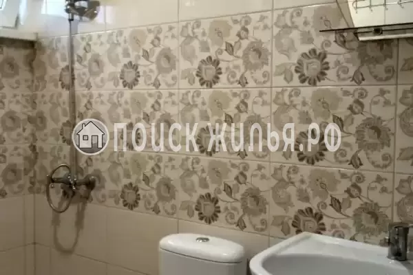 «На Островского»