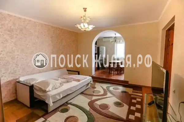 «На Островского»