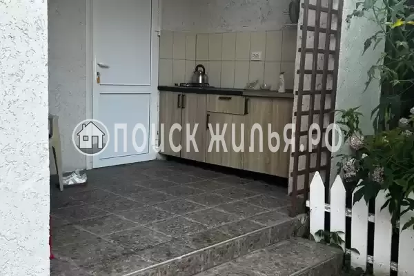 «Семейный дворик»