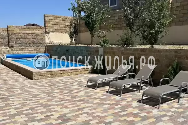 Частный сектор «Дом с бассейном»