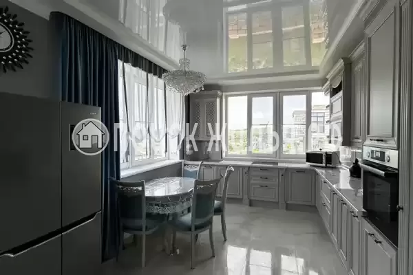 Частный сектор «Дом с бассейном»