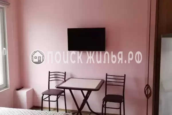 Частный сектор «Зеленый дом с бассейном»